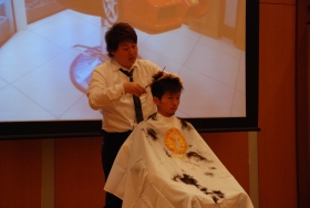 サロンヘアー