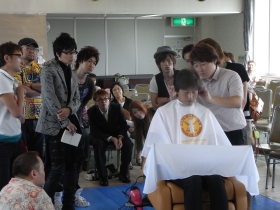 サロンヘアー